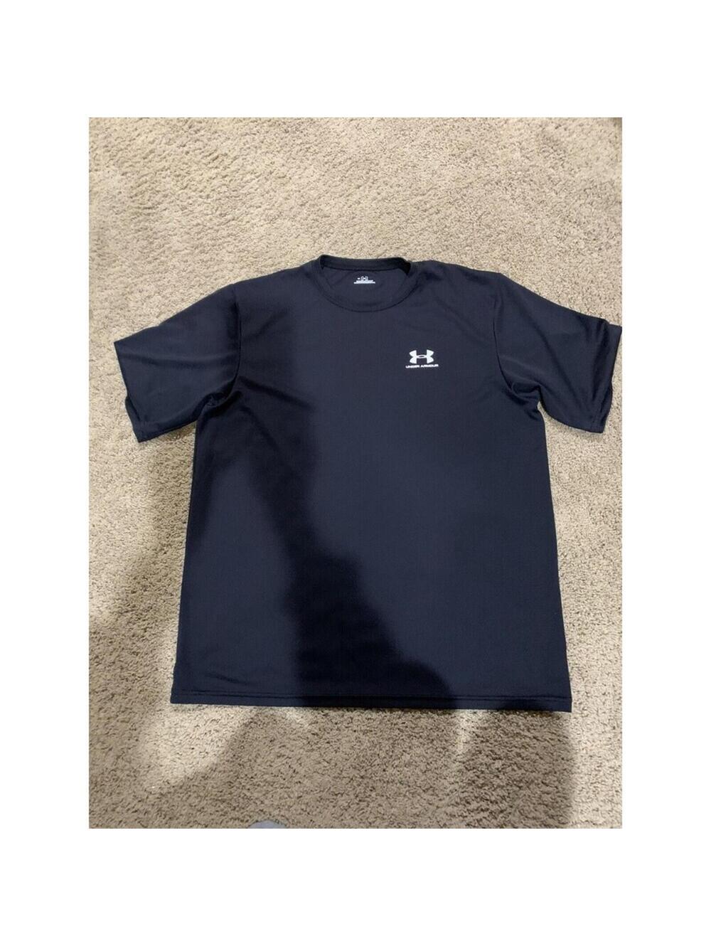 Men's Black short sleeve Under Armour athletic shirt L LARGE